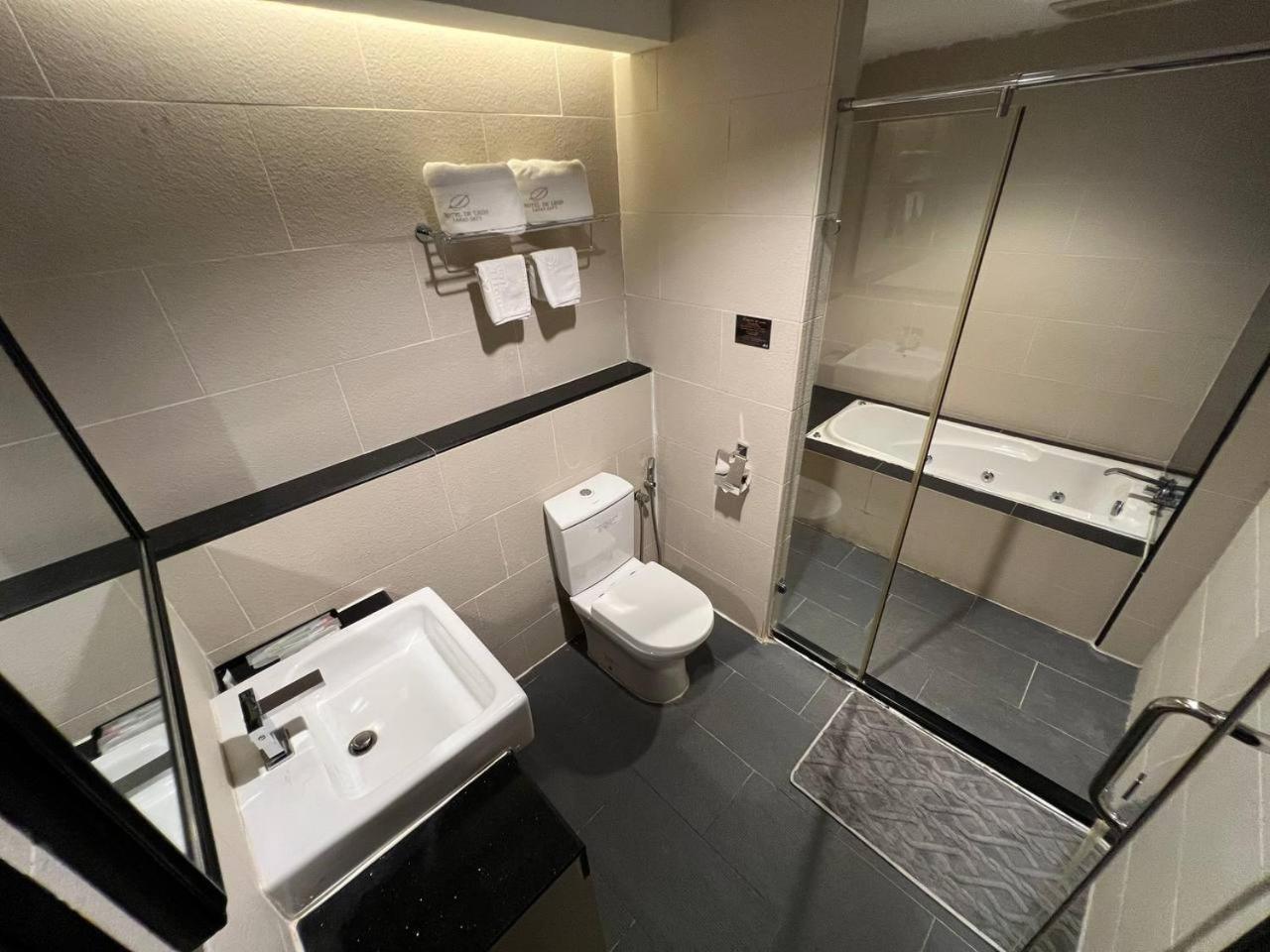 Hotel De Leon Lahad Datu Room photo