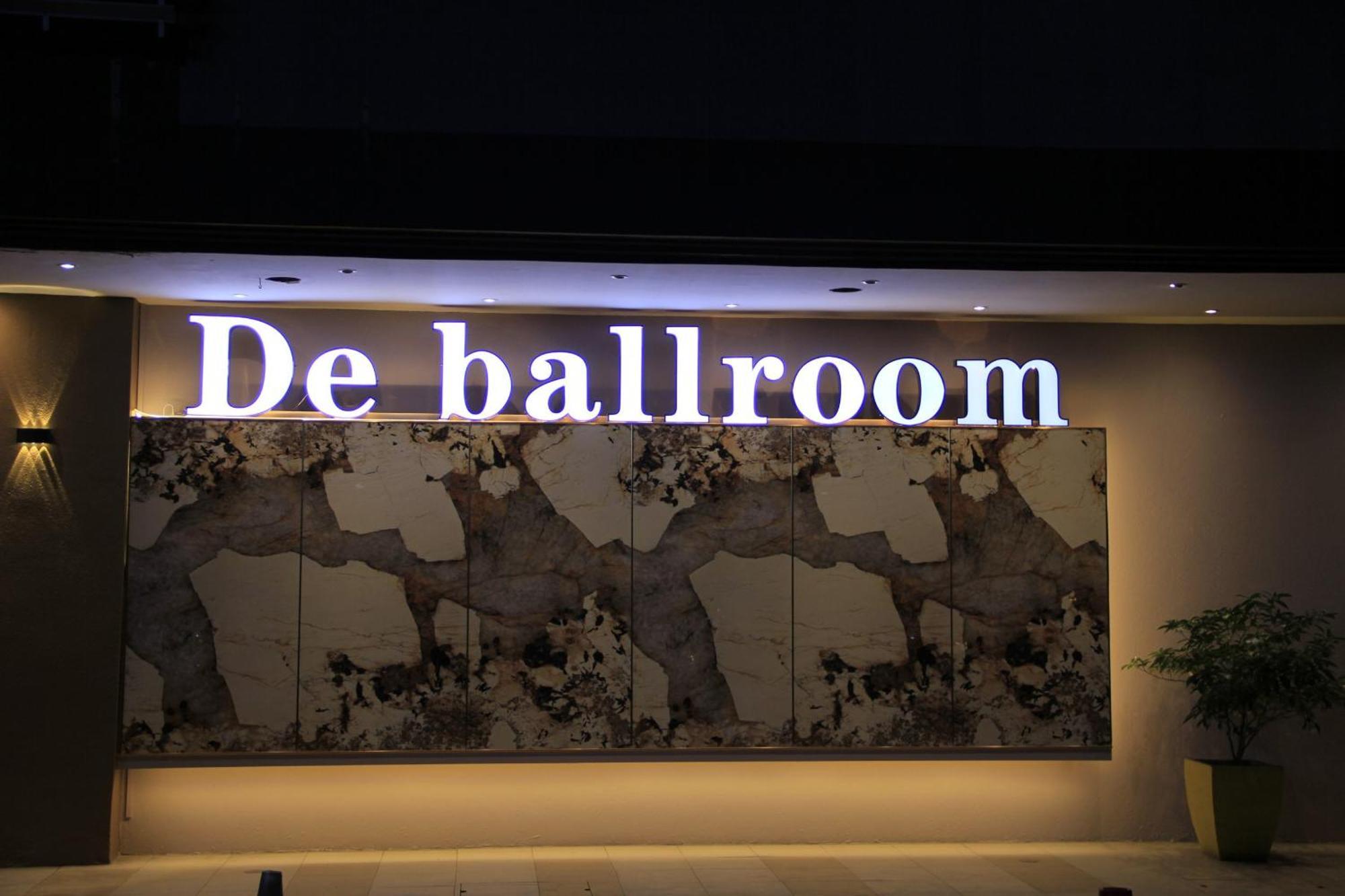 Hotel De Leon Lahad Datu Exterior photo